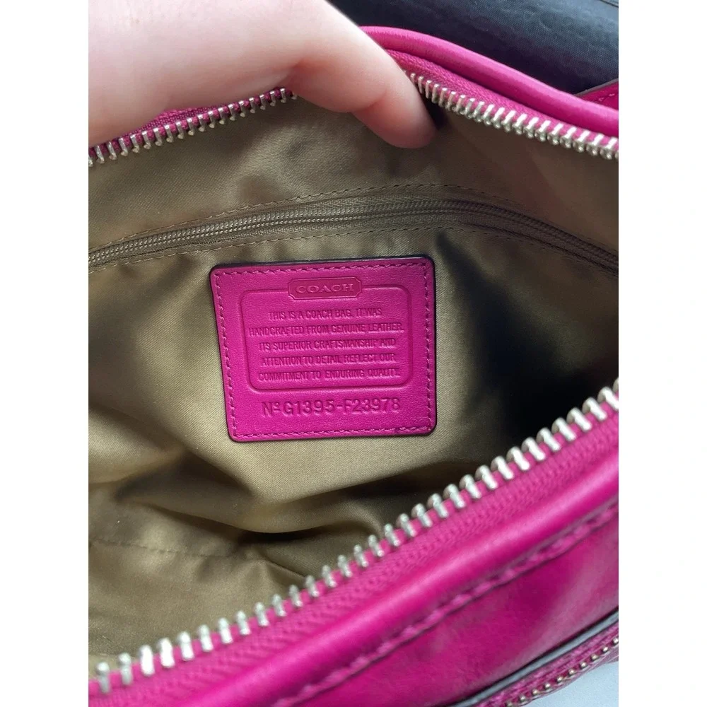 Coach f23978 Daisy Bright Magenta Hobo Shoulder Bag Good Condition